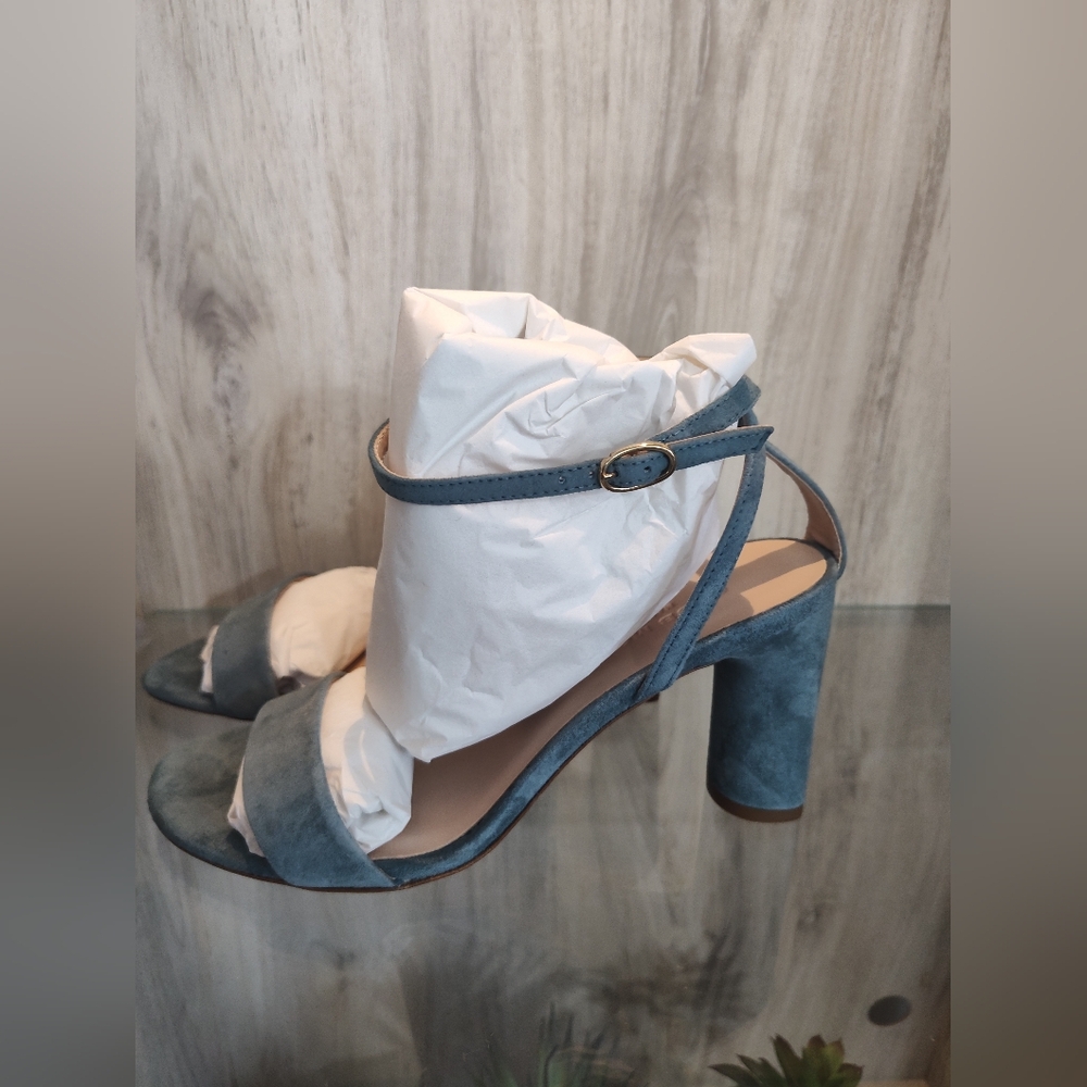 Club Monaco Dusty Blue Suede Heels SZ 37 Made In Italy
